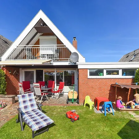 Ferienhaus Kleine Moewe * ベンサージール